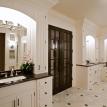 1509 W. Grace MASTER BATH view 1